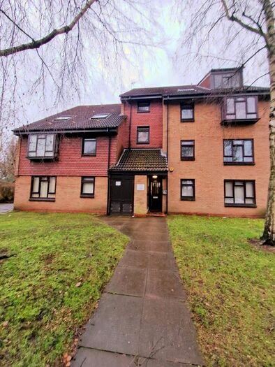 1 Bedroom Flat To Rent In Swan Gardens, Erdington, B23