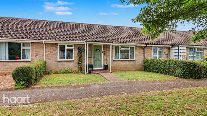 2 Bedroom Terraced Bungalow For Sale In Oakey Ley, Bradfield St George, Bury St Edmunds, IP30