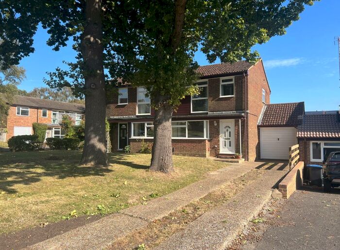 3 Bedroom Semi-Detached House To Rent In Syresham Gardens, Haywards Heath, RH16