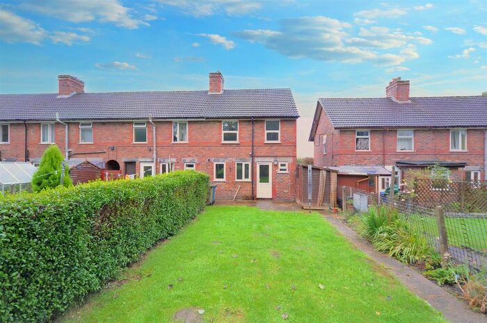 2 Bedroom End Of Terrace House To Rent In Princes Street, Stone, ST15