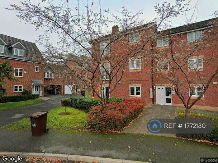 2 Bedroom Flat To Rent In Lawnhurst Avenue, Wythenshawe, Manchester, M23