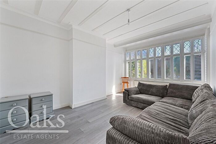 3 Bedroom End Of Terrace House To Rent In Craignair Road, London, SW2