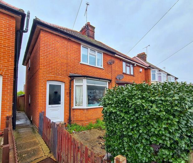 2 Bedroom Property To Rent In Portland Avenue, Dovercourt, Harwich, CO12