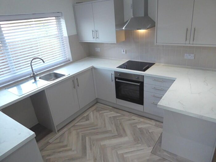 4 Bedroom Semi-Detached House To Rent In Dingle Road, Birkenhead, Wirral, CH42
