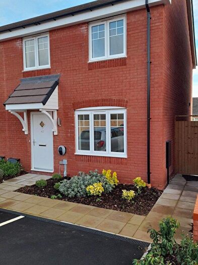 3 Bedroom Semi-Detached House For Sale In Astley Fields, Bedworth, Warwickshire, CV12