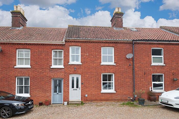 3 Bedroom Terraced House To Rent In Queen Street, Wymondham, NR18