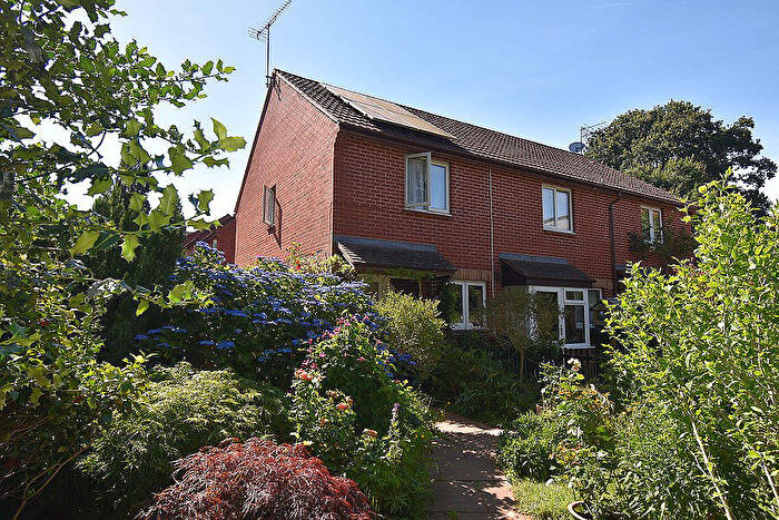 3 Bedroom End Of Terrace House For Sale In Meadowbrook Close, Exwick, Exeter, EX4