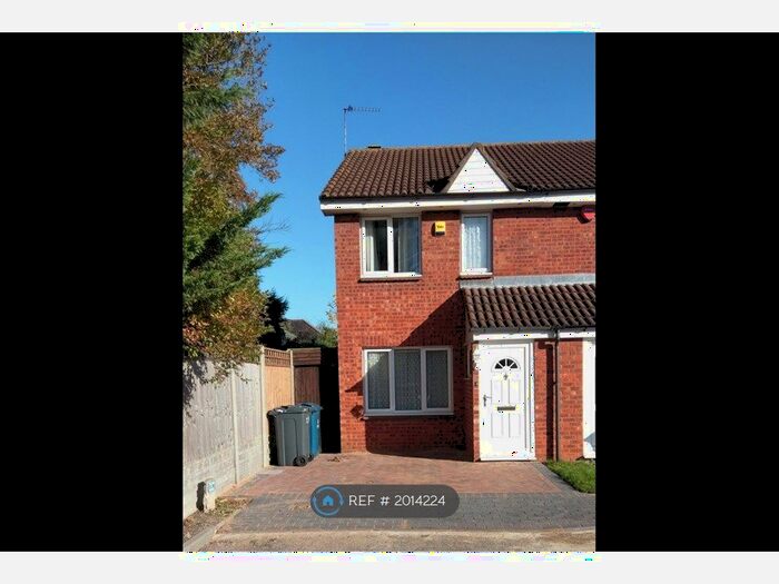 2 Bedroom End Of Terrace House To Rent In Rufford Close, Harrow, HA3