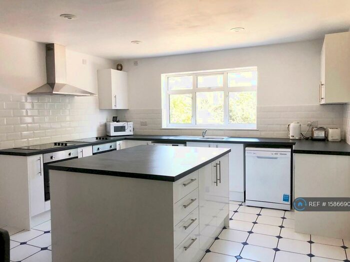 7 Bedroom Semi-Detached House To Rent In George Borrow Road, Norwich, NR4