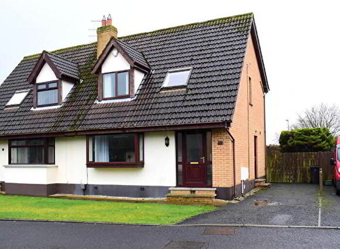 3 Bedroom Semi-Detached House For Sale In Cambourne Crescent, Newtownards, BT23