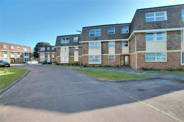 2 Bedroom Flat To Rent In Sudley Gardens, Bognor Regis, PO21