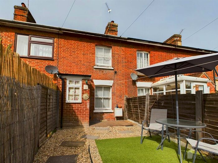 2 Bedroom Cottage To Rent In Nursery Road, Bishop's Stortford, CM23