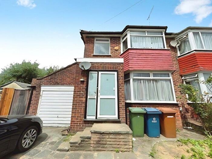 3 Bedroom Semi-Detached House To Rent In Weston Drive, Stanmore, HA7