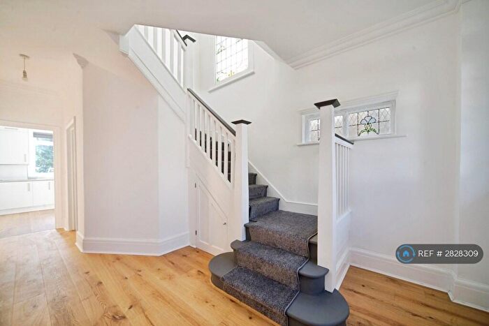 4 Bedroom Semi Detached House To Rent In Southwood Lawn Road, London, N6