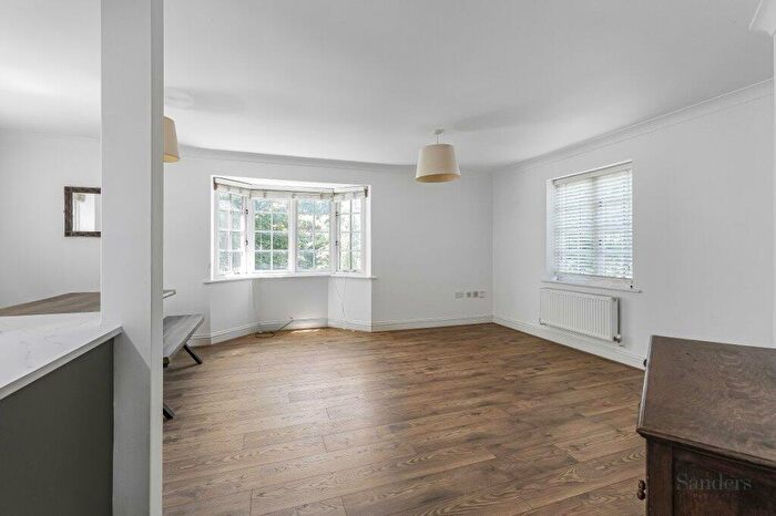 2 Bedroom Flat To Rent In Windmill Close, Stansted, Essex, CM24