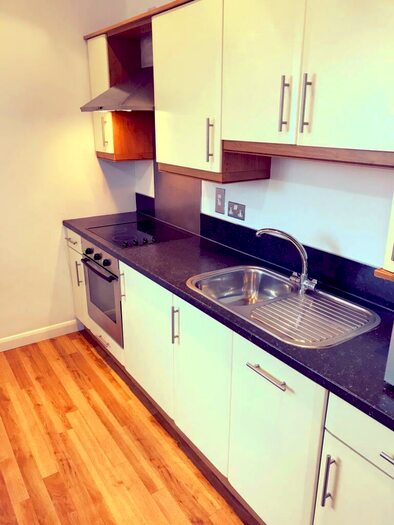 Studio To Rent In The Kingsway, Portland House, City Centre, Swansea, SA1