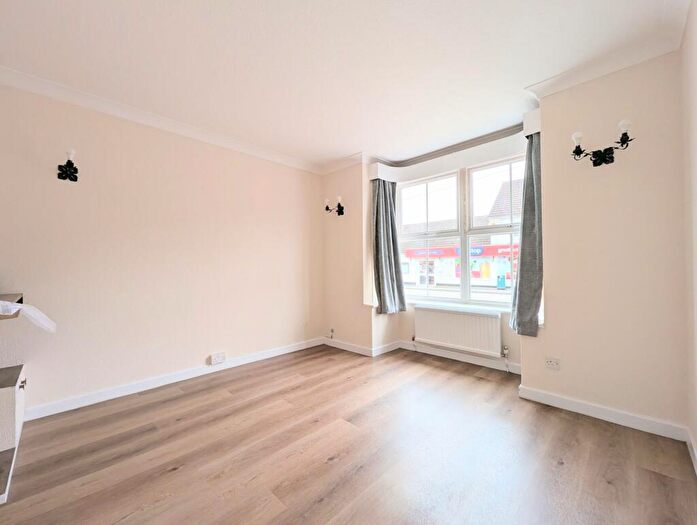 3 Bedroom Semi-Detached House To Rent In Billingshurst Road, Broadbridge Heath, RH12