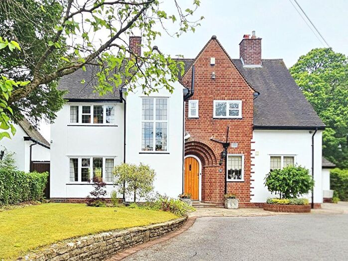 4 Bedroom Detached House For Sale In Manor Drive, Sutton Coldfield, R, B73