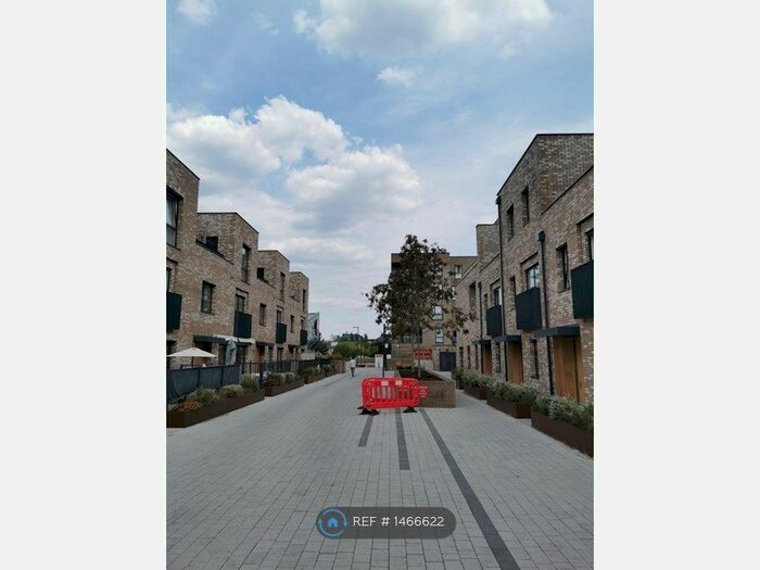 2 Bedroom Terraced House To Rent In Oriental Square, London, NW9