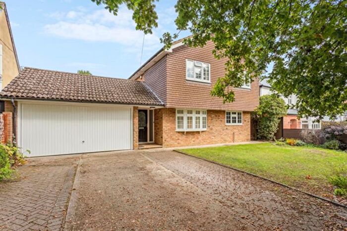 4 Bedroom Detached House To Rent In Shepherds Way, Rickmansworth, WD3