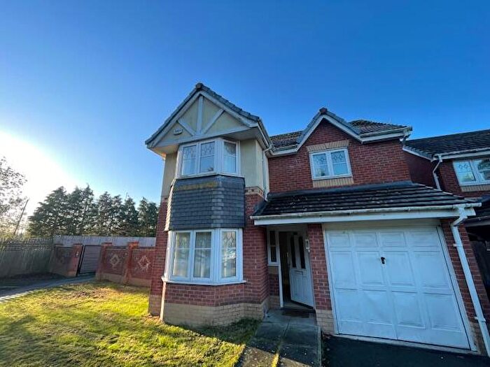 4 Bedroom Detached House To Rent In Manderston Drive, L12