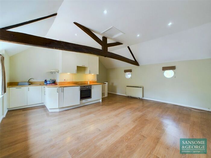 1 Bedroom Maisonette To Rent In The Street, Aldermaston, Reading, Berkshire, RG7