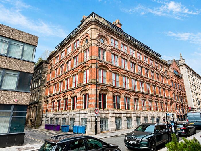 2 Bedroom Apartment For Sale In George Street, Liverpool, L3