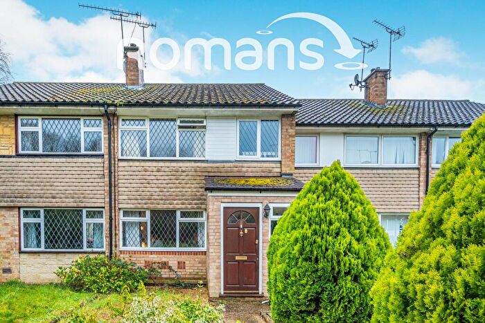 3 Bedroom Semi-Detached House To Rent In Anderson Place, GU19