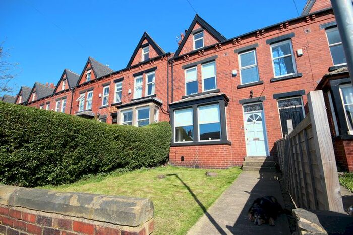 5 Bedroom Terraced House To Rent In Broomfield Crescent, Headingley, Leeds, West Yorkshire, LS6