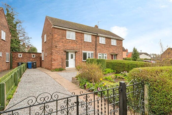 3 Bedroom Semi Detached House For Sale In Pinfold Lane, Thorne, Doncaster, DN8