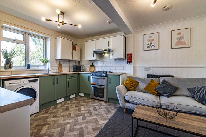 2 Bedroom Flat To Rent In Hermit Street, Lincoln, LN5