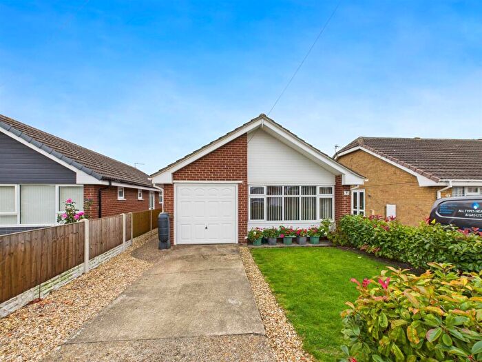 2 Bedroom Detached Bungalow For Sale In Wilmington Drive, Sutton-On-Sea, LN12