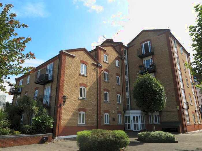2 Bedroom Apartment To Rent In Rotherhithe Street, Rotherhithe, SE16