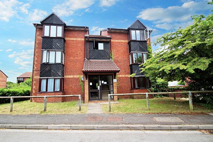 1 Bedroom Studio To Rent In Boxwood Close, West Drayton, UB7