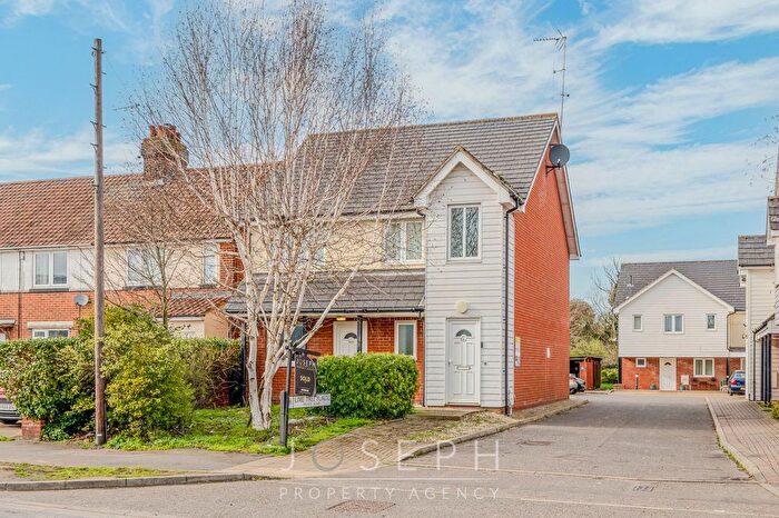 2 Bedroom Property For Sale In Sproughton Road, Ipswich, IP1