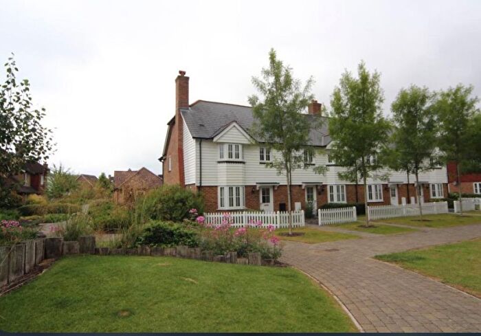 3 Bedroom End Of Terrace House For Sale In Emerald Walk, Kings Hill, West Malling, ME19