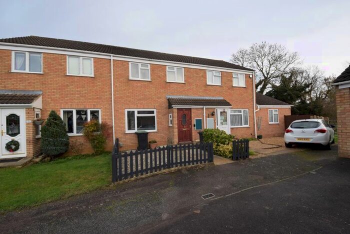 3 Bedroom Terraced House To Rent In Fir Tree Close, Flitwick, Bedford, MK45