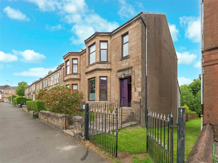 4 Bedroom End Of Terrace House For Sale In Barterholm Road, Paisley, Renfrewshire, PA2