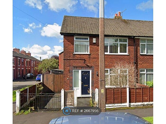 3 Bedroom Semi-Detached House To Rent In Cross Street, Leyland, PR25