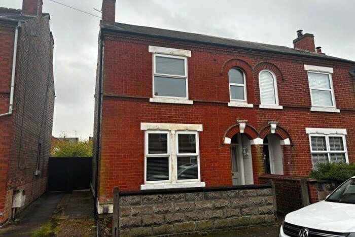 3 Bedroom Semi-Detached House To Rent In Breedon Street, Nottingham, NG10