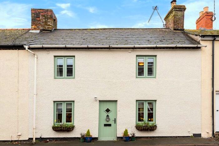 2 Bedroom Terraced House For Sale In Marlborough Road, Wroughton, Swindon, SN4