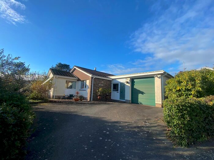 3 Bedroom Bungalow For Sale In Orchard Way, Chillington, Kingsbridge, TQ7