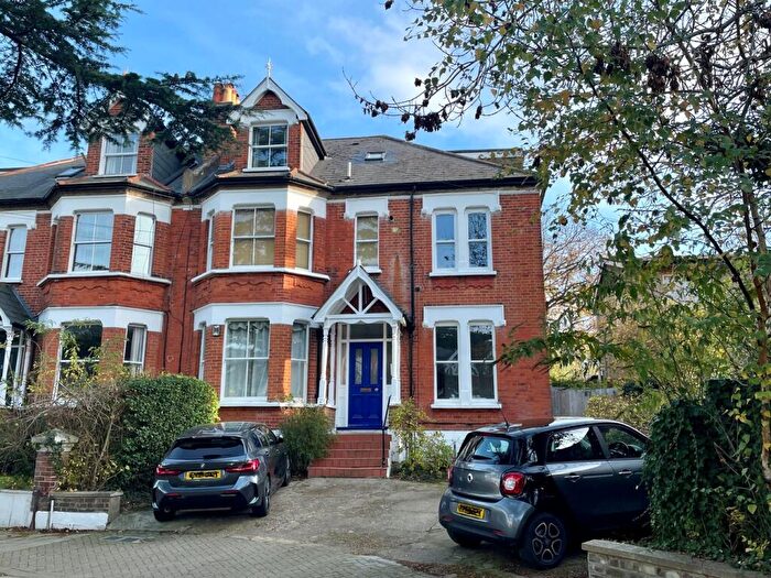 2 Bedroom Flat For Sale In Perth Road, Beckenham, BR3