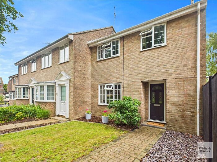 4 Bedroom End Terrace House For Sale In Farnhurst Road, Barnham, PO22