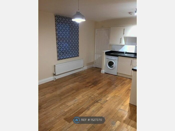 1 Bedroom Flat To Rent In Bower Place, Maidstone, ME16