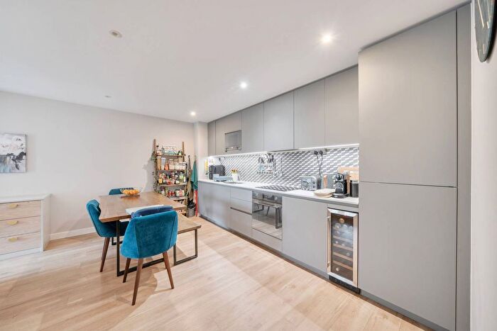 2 Bedroom Flat For Sale In Caversham Road, Colindale, London, NW9