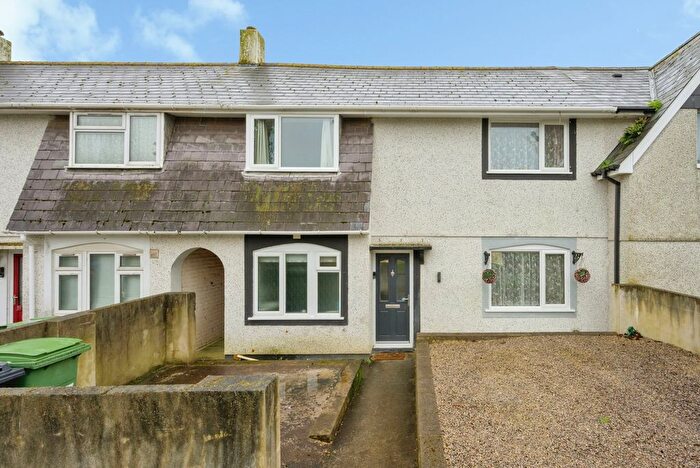 4 Bedroom Terraced House For Sale In North Down Gardens, Plymouth, Devon, PL2