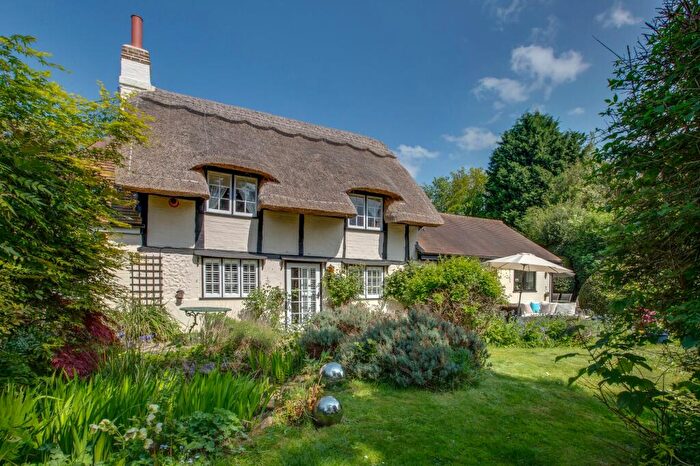 5 Bedroom Cottage For Sale In Buckland Common, Buckinghamshire, HP23