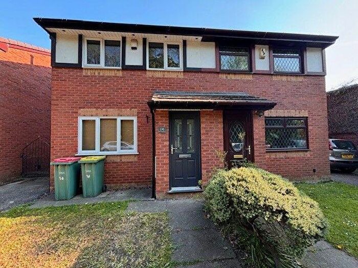 3 Bedroom Semi-Detached House To Rent In The Woodlands, Ashton-on-Ribble, Preston, PR2