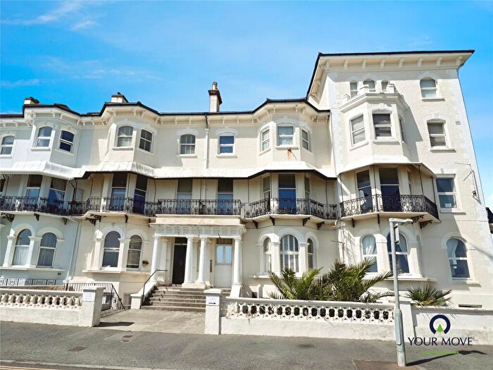 2 Bedroom Flat For Sale In Park Terrace, Bognor Regis, West Sussex, PO21